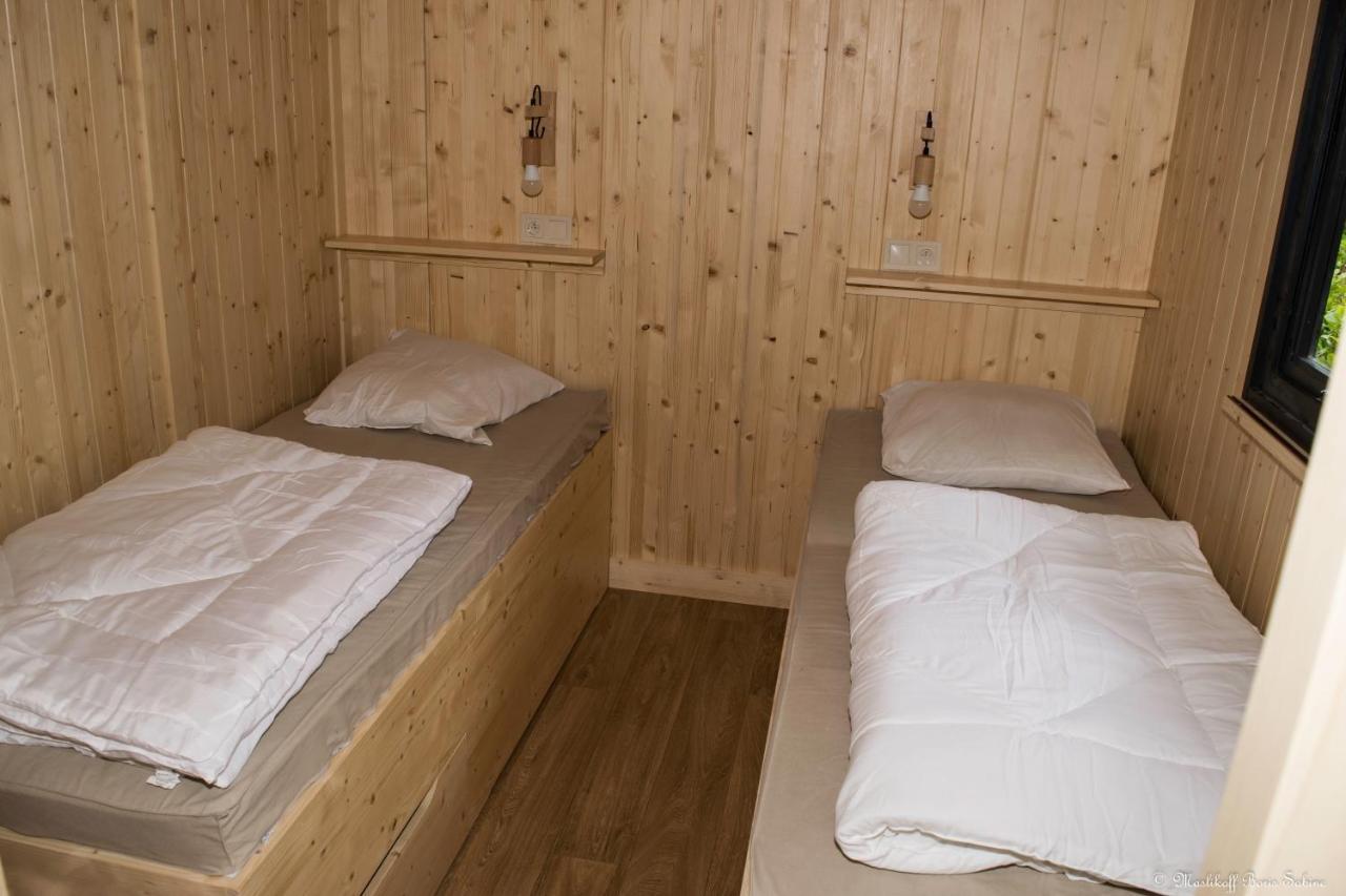 Camping Le Mouliat 호텔 Moncrabeau 외부 사진