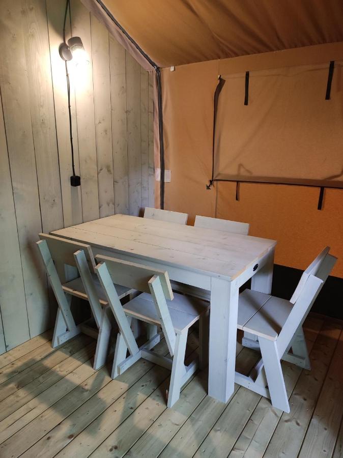 Camping Le Mouliat 호텔 Moncrabeau 외부 사진